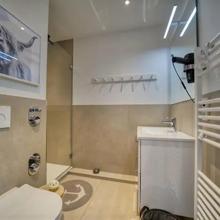 - Haus F, App 0f0203 Διαμέρισμα *