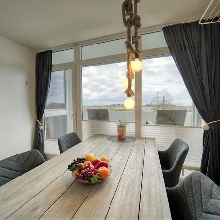 - Haus F, App 0f0203 * Heiligenhafen